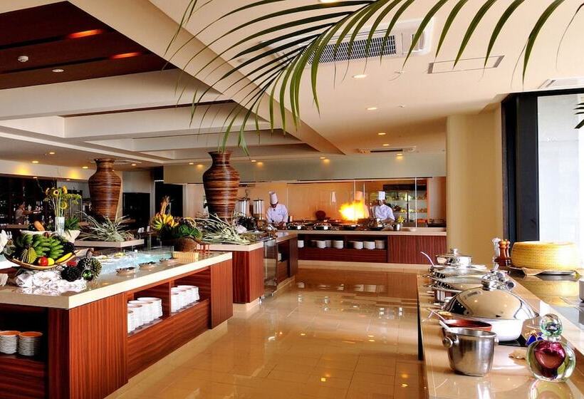 호텔 The Moon Beach Museum Resort