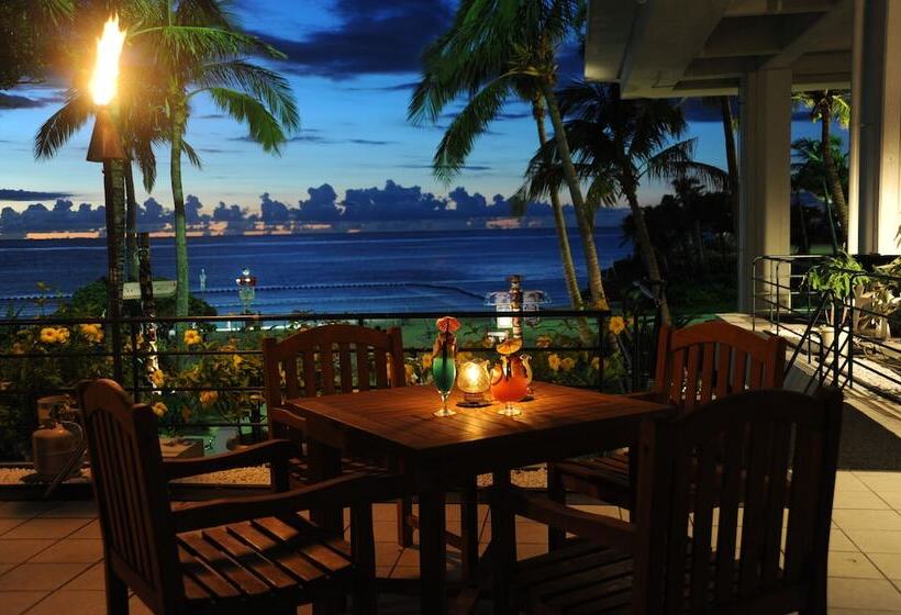 호텔 The Moon Beach Museum Resort