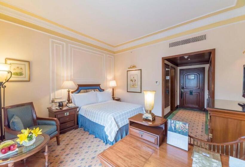 هتل The Oberoi Grand Kolkata