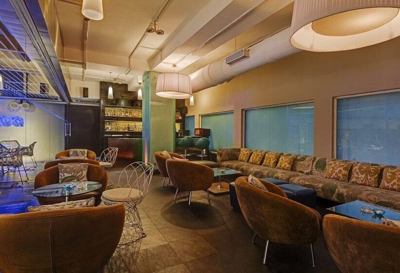 هتل The Park Kolkata