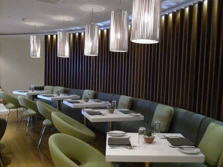 هتل The Park Kolkata