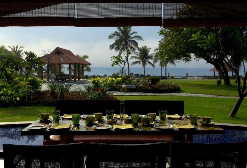 Отель The Park  Visakhapatnam