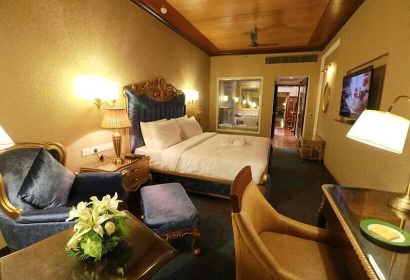 酒店 The Piccadily  Chandigarh