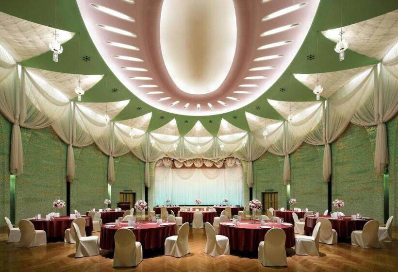 هتل The Prince Kyoto Takaragaike, Autograph Collection