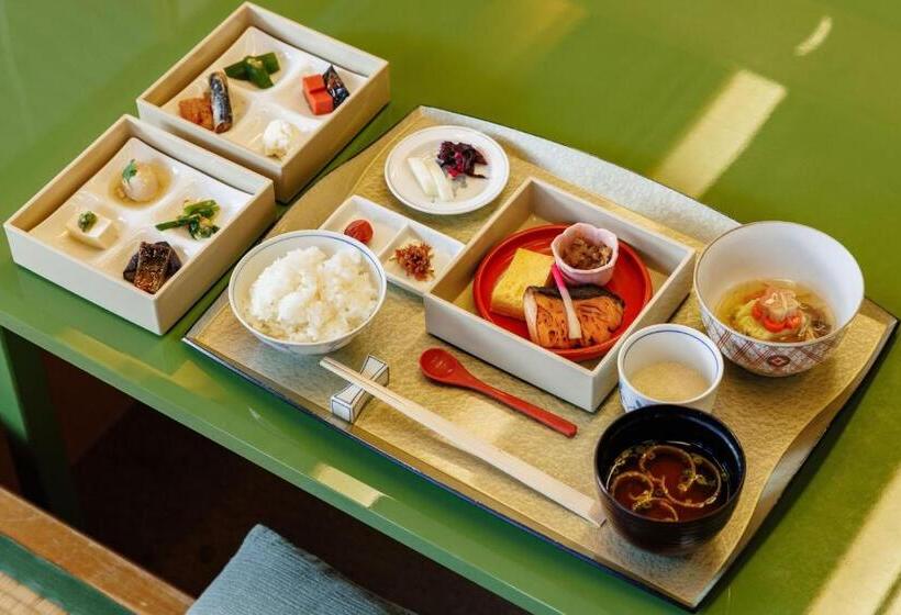 هتل The Prince Kyoto Takaragaike, Autograph Collection