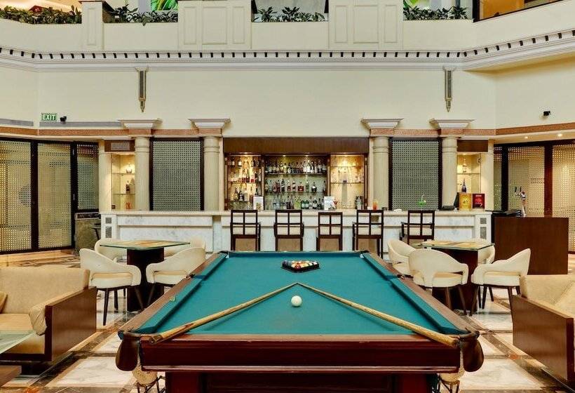 Отель The Suryaa  New Delhi