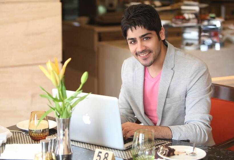 Отель The Suryaa  New Delhi