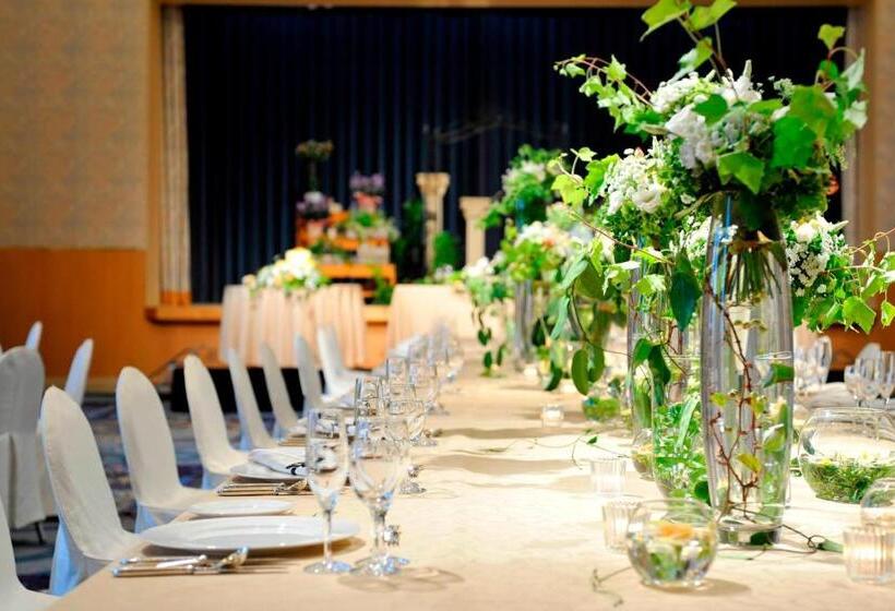 هتل The Westin Miyako Kyoto