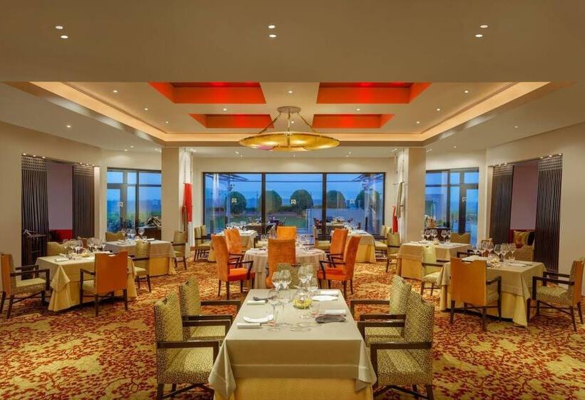 Itc Maurya, A Luxury Collection Hotel, New Delhi