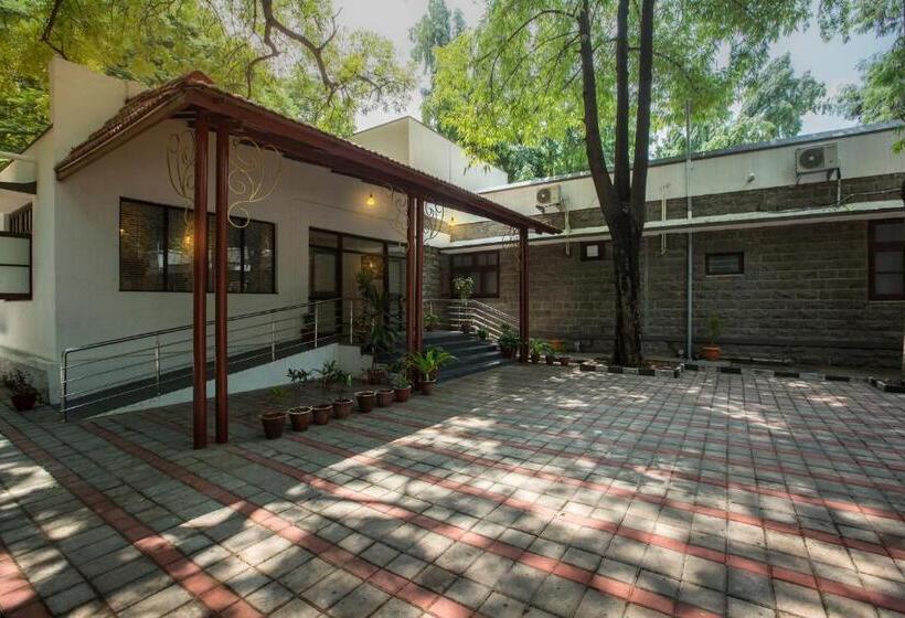 Kstdc Hotel Mayura Adilshahi Bijapur