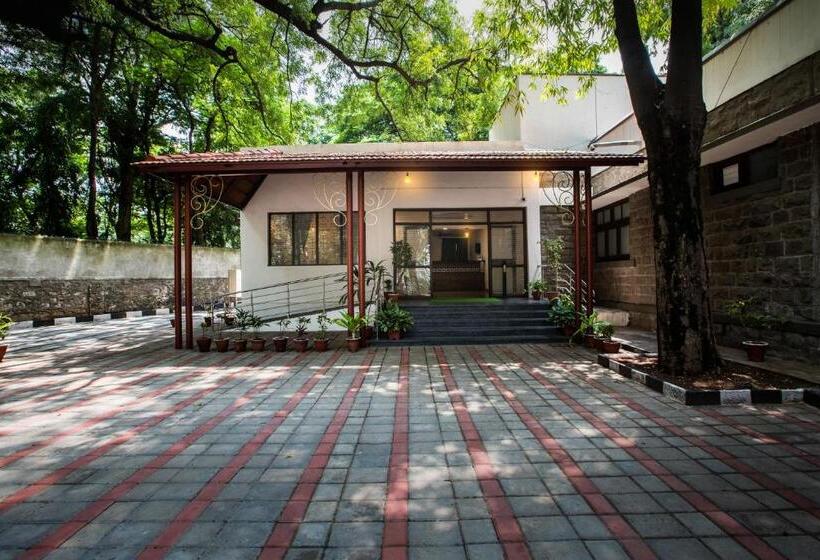 Kstdc Hotel Mayura Adilshahi Bijapur