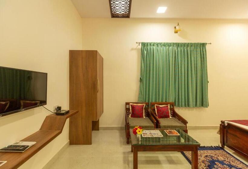 Kstdc Hotel Mayura Adilshahi Bijapur