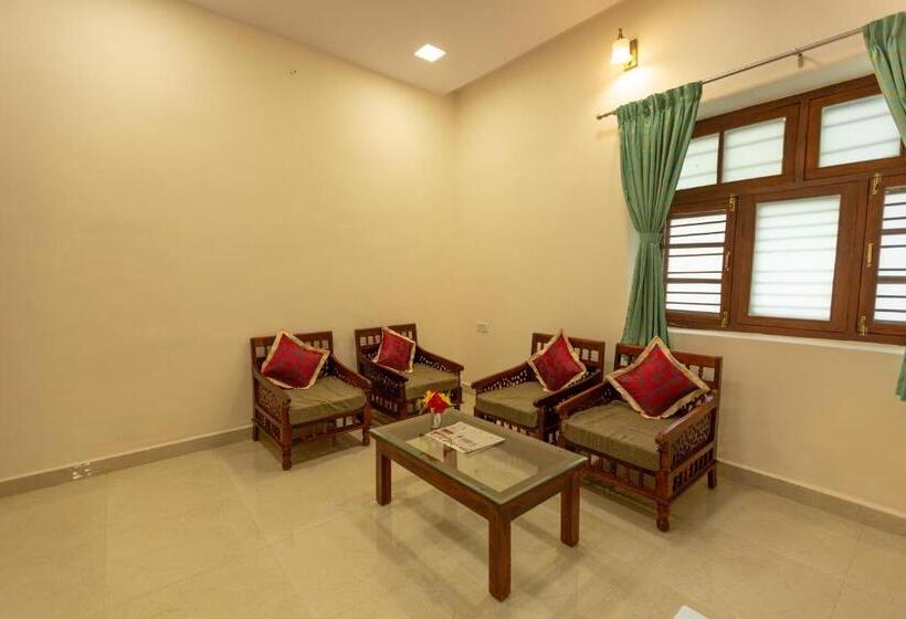 Kstdc Hotel Mayura Adilshahi Bijapur