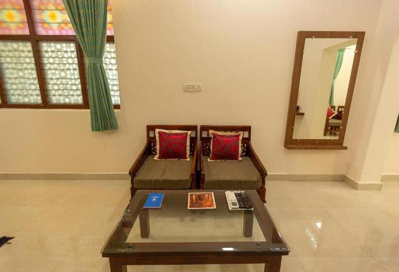 Kstdc Hotel Mayura Adilshahi Bijapur