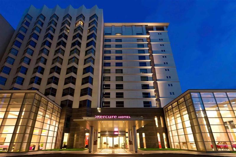בית מלון כפרי Mercure Okinawa Naha