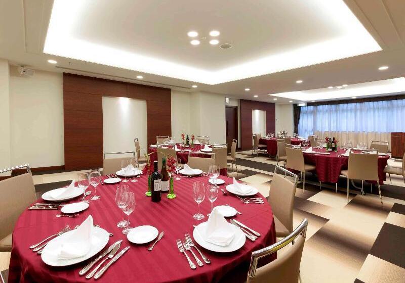 בית מלון כפרי Mercure Okinawa Naha