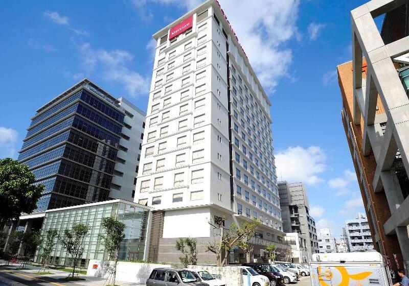 בית מלון כפרי Mercure Okinawa Naha