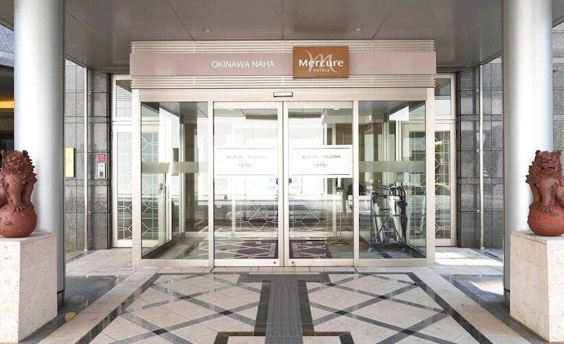 בית מלון כפרי Mercure Okinawa Naha