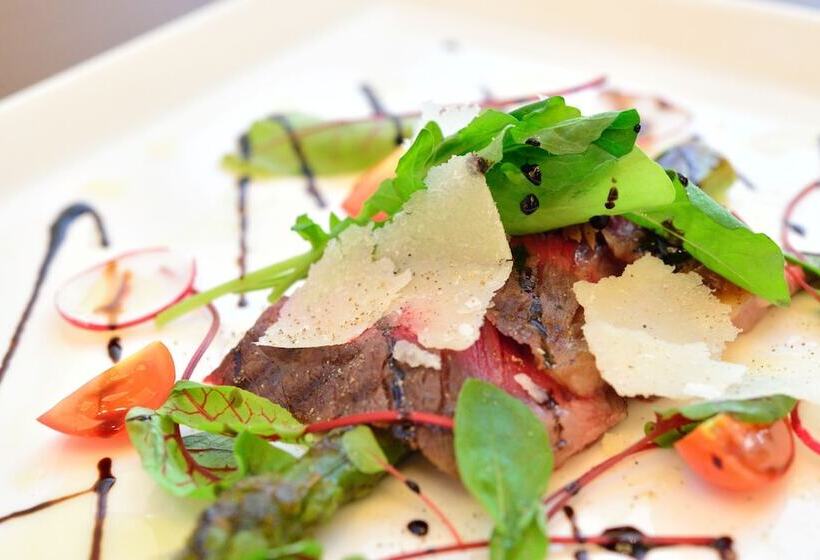 בית מלון כפרי Mercure Okinawa Naha