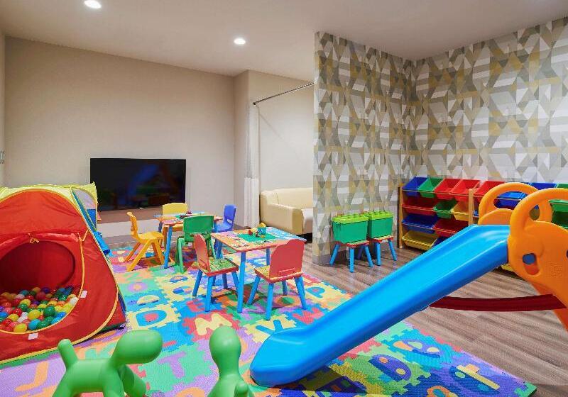 Novotel Okinawa Naha