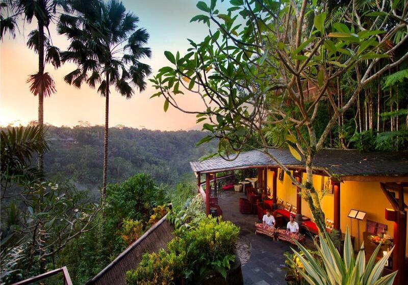 استراحتگاه Kupu Kupu Barong Villas And Tree Spa By L’occitane