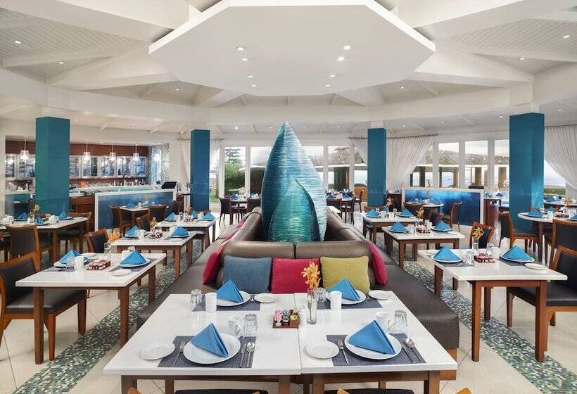 Taj Fort Aguada Resort & Spa, Goa