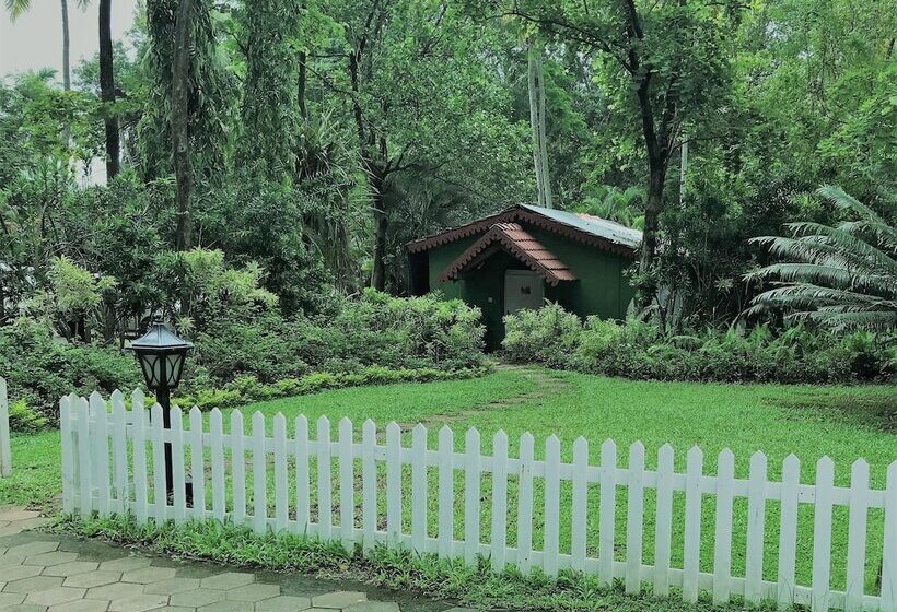 Taj Holiday Village Resort & Spa, Goa