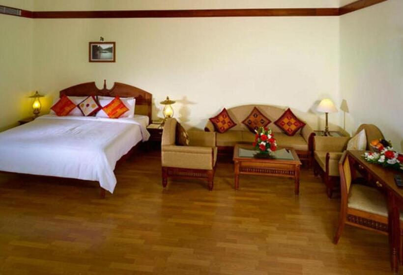 The Mascot Hotel A Heritage Living Experience