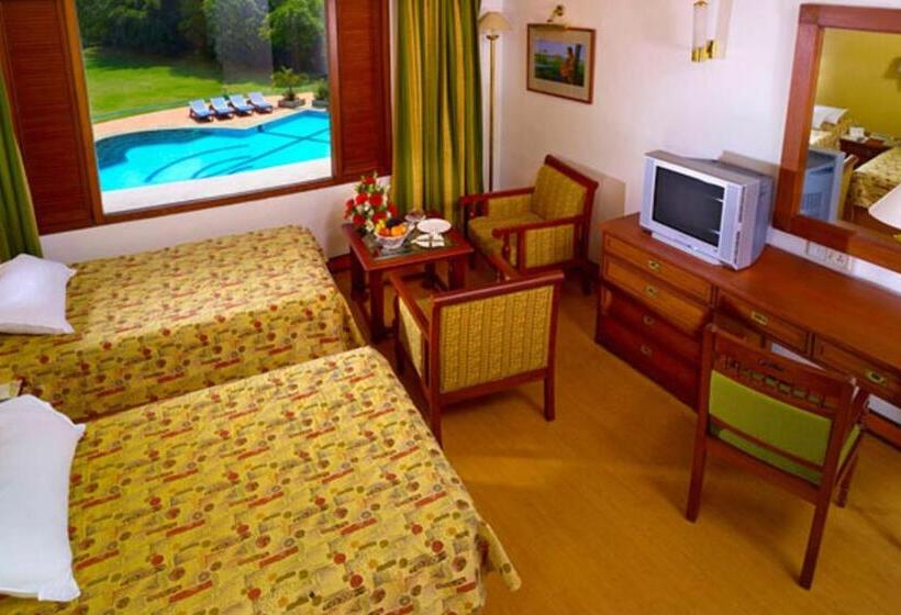 The Mascot Hotel A Heritage Living Experience