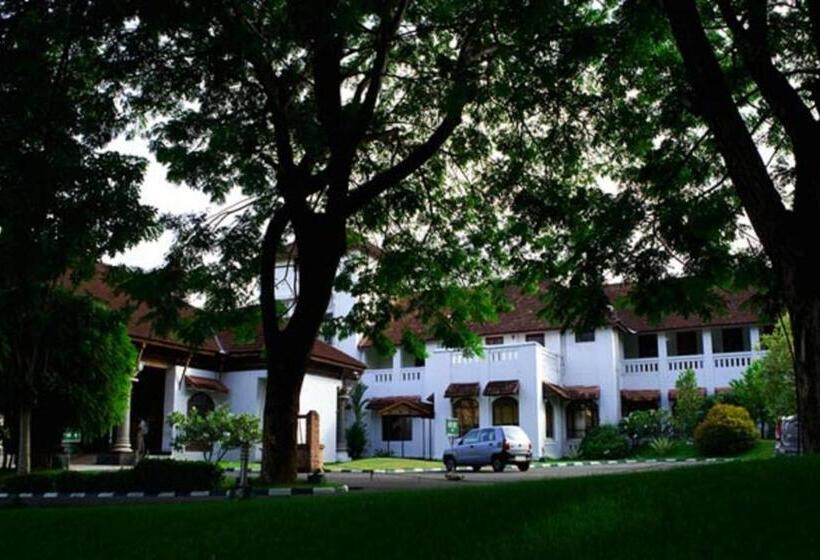 The Mascot Hotel A Heritage Living Experience