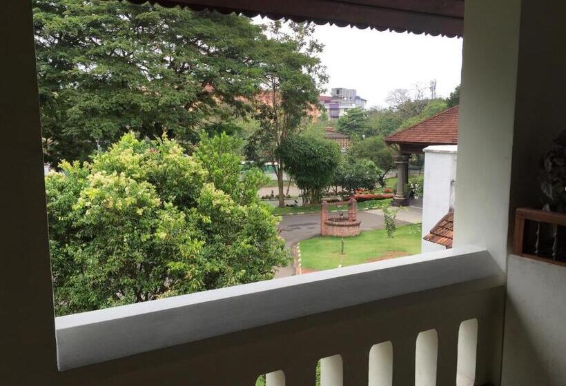 The Mascot Hotel A Heritage Living Experience