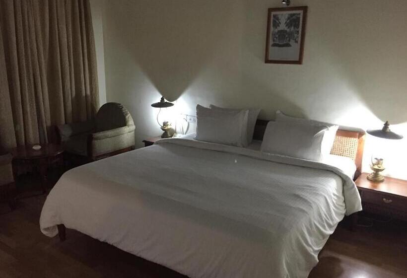 The Mascot Hotel A Heritage Living Experience