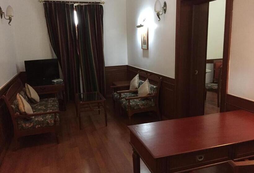 The Mascot Hotel A Heritage Living Experience