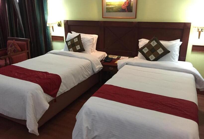 The Mascot Hotel A Heritage Living Experience