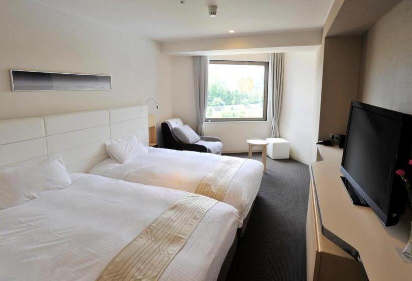 Highland Resort Hotel & Spa