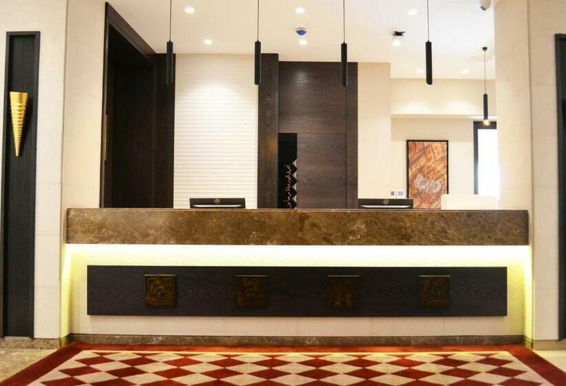 هتل Ambassador, A Boutique