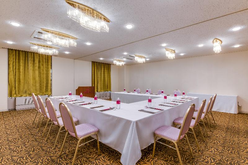 בית מלון כפרי Ana Crowne Plaza Ube