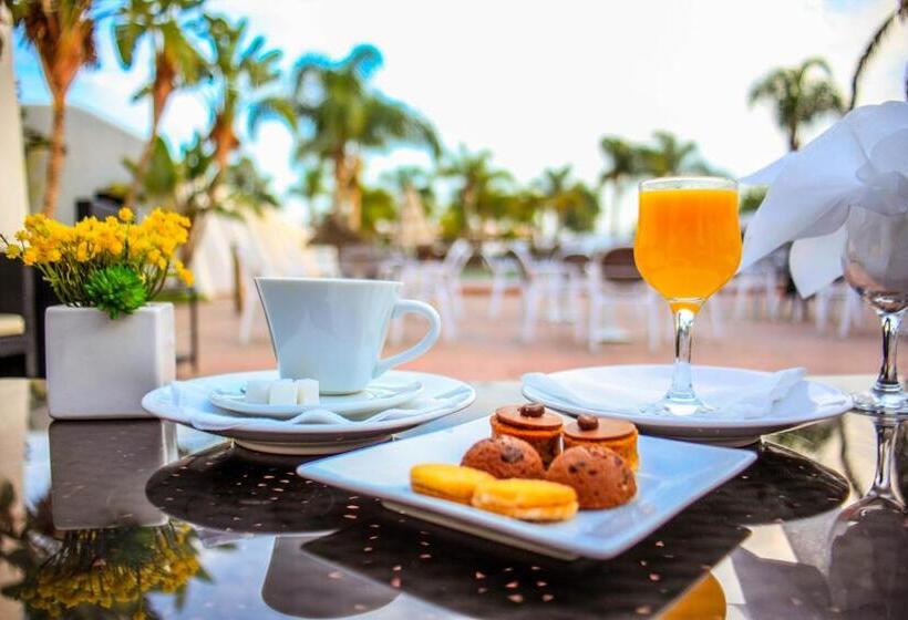 בית מלון כפרי Assam