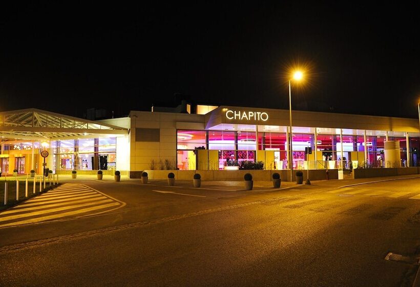 ホテル Casino 2000   Adult Guests Only