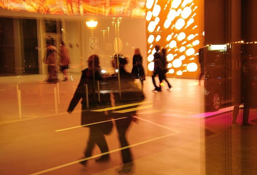 ホテル Casino 2000   Adult Guests Only