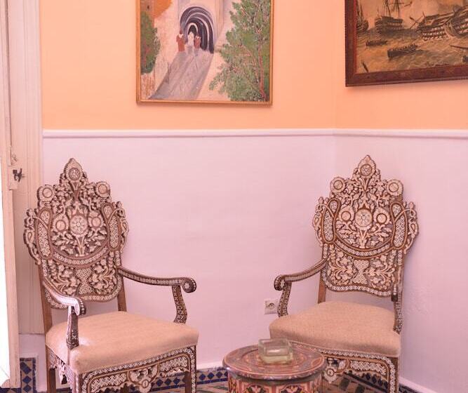 בית מלון כפרי Continental