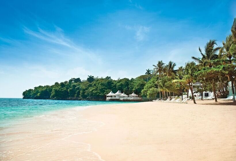 هتل Couples Tower Isle