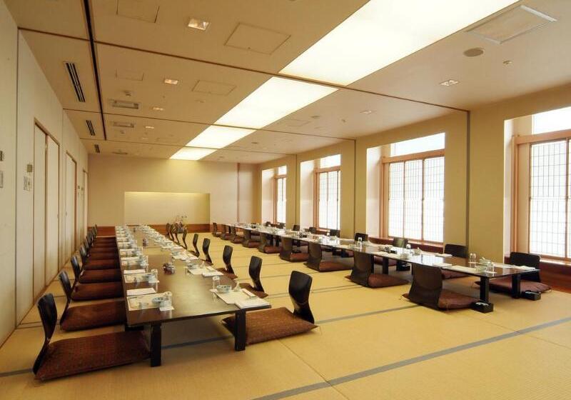 ホテル Crown Palais Kitakyushu