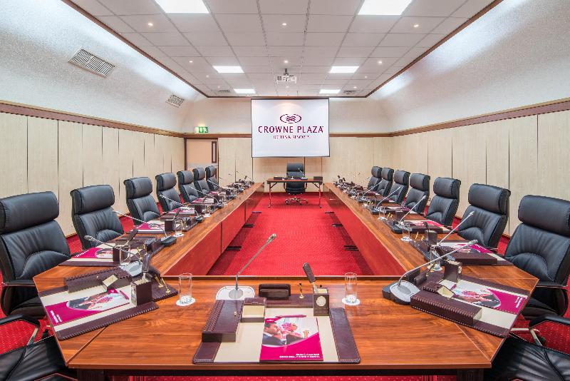 هتل Crowne Plaza Kuwait Al Thuraya City, An Ihg