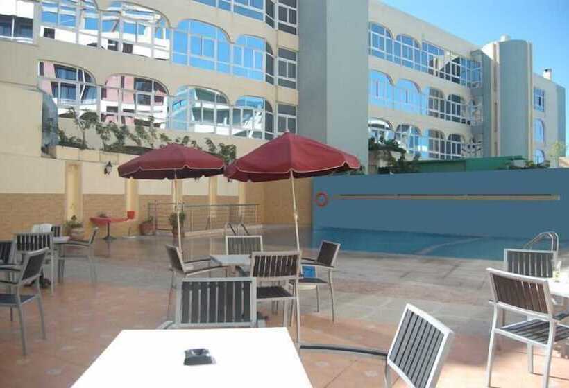 هتل De La Corniche