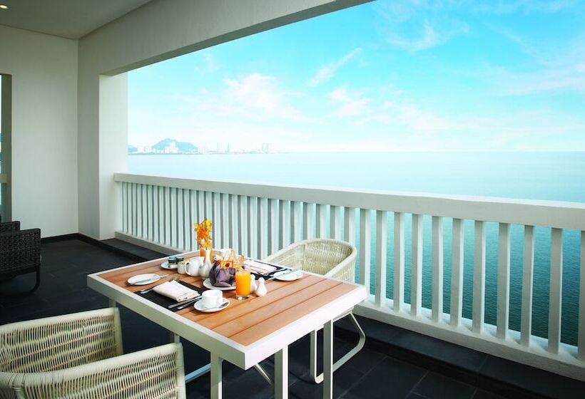 בית מלון כפרי Eastern And Oriental