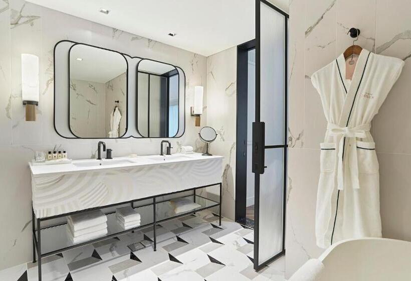 هتل Grand Josun Busan