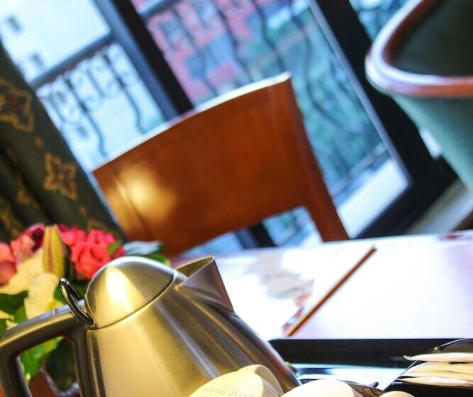 ホテル Grand Palace