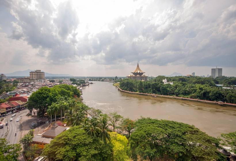 ホテル Hilton Kuching