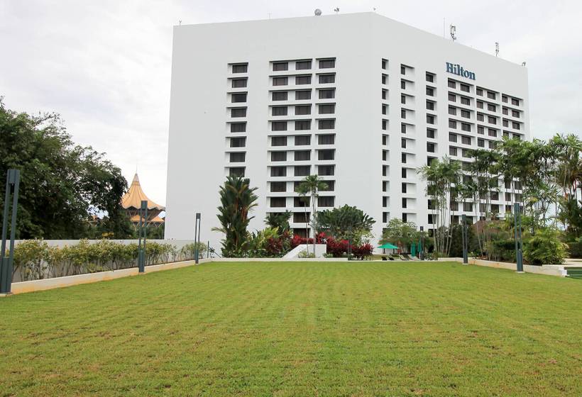 ホテル Hilton Kuching